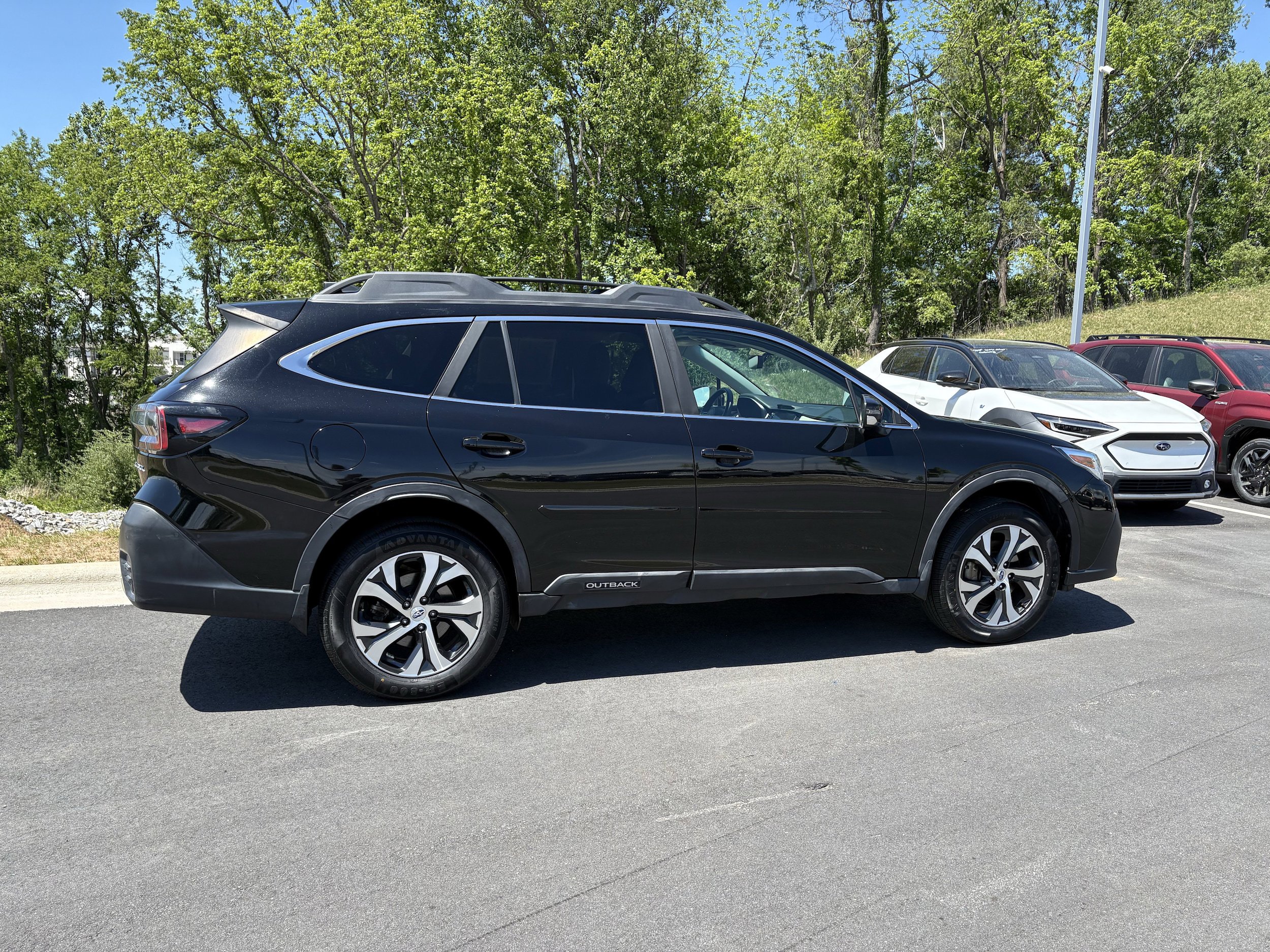 Used 2020 Subaru Outback Limited AWD/4WD image 8