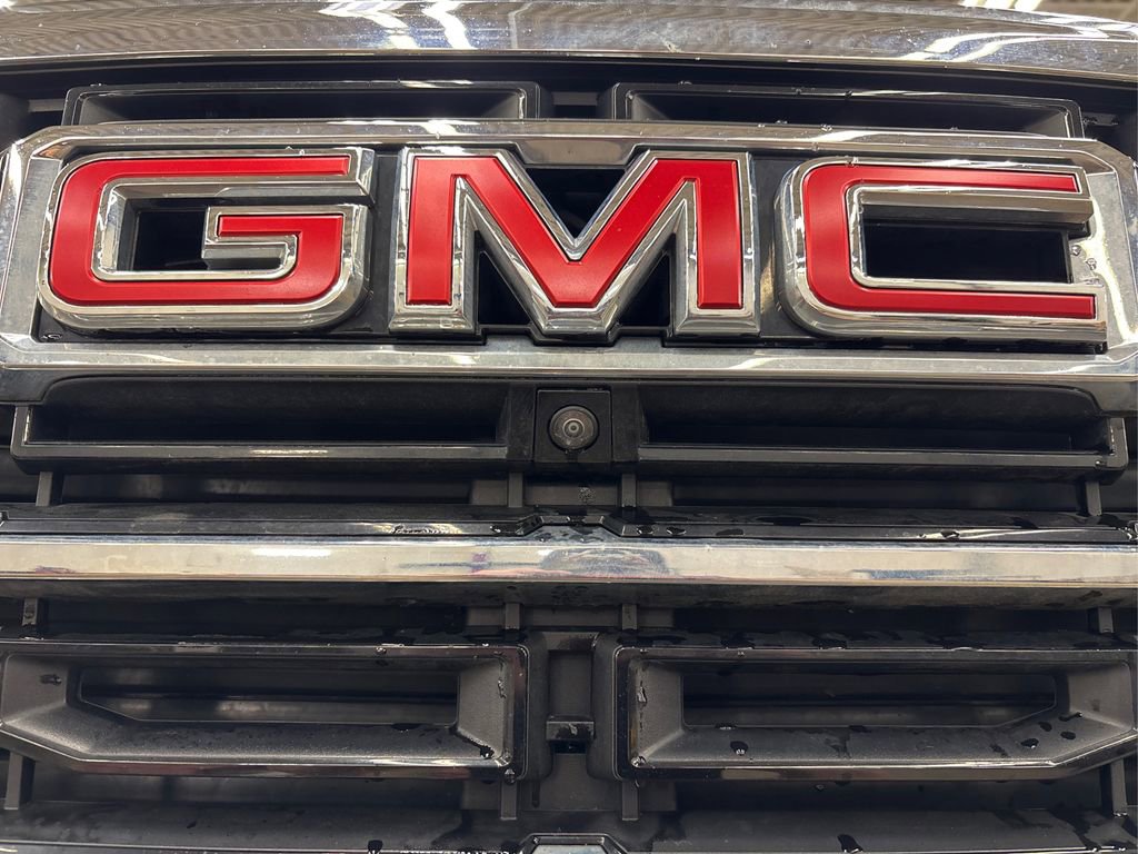 Used 2024 GMC Acadia Elevation w/ Trailering Package image 18