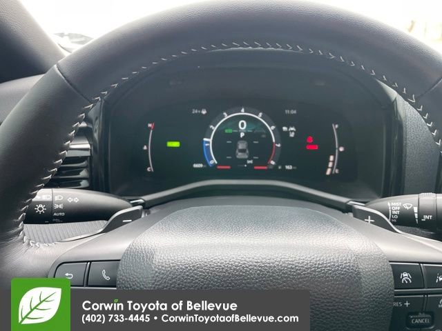 Used 2026 Toyota Camry SE w/ Multimedia Upgrade Package image 9