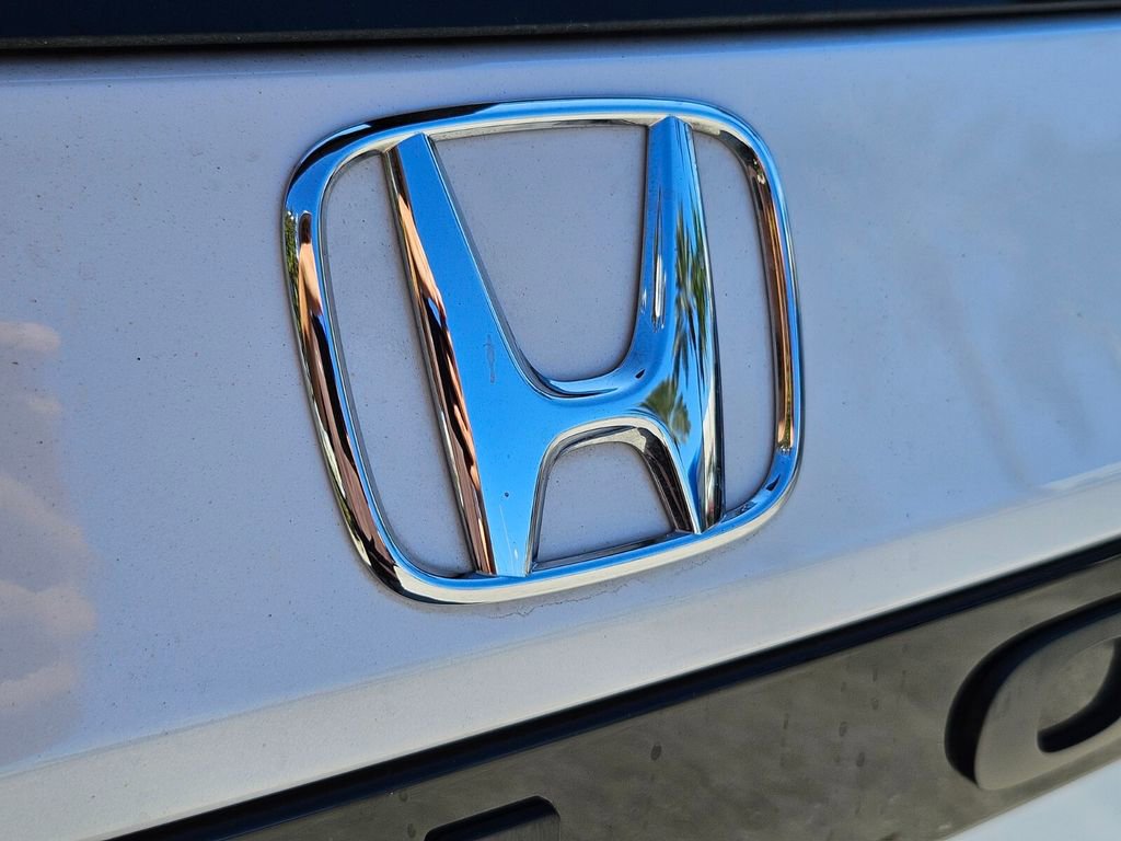 Certified 2024 Honda Pilot Sport image 13