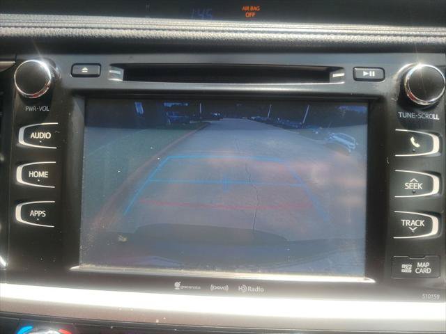 Certified 2016 Toyota Highlander XLE FWD image 18