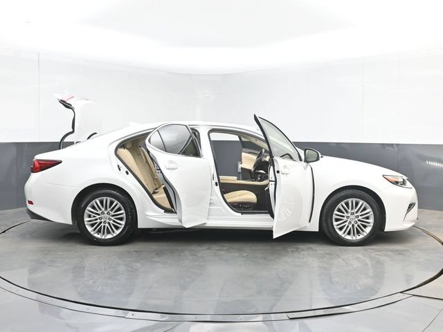 Used 2017 Lexus ES 350 w/ Premium Package FWD image 52