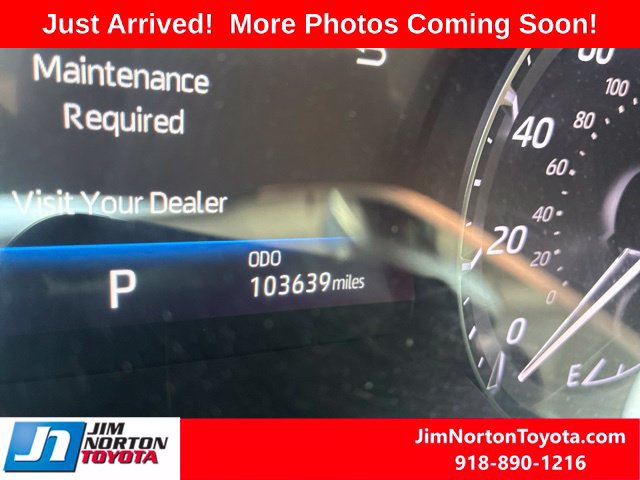 Used 2020 Toyota Highlander XLE FWD image 10