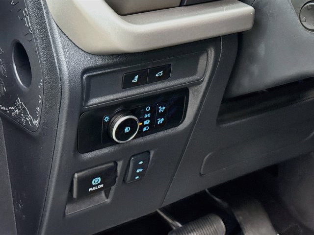 Used 2024 Ford Expedition XLT RWD image 10