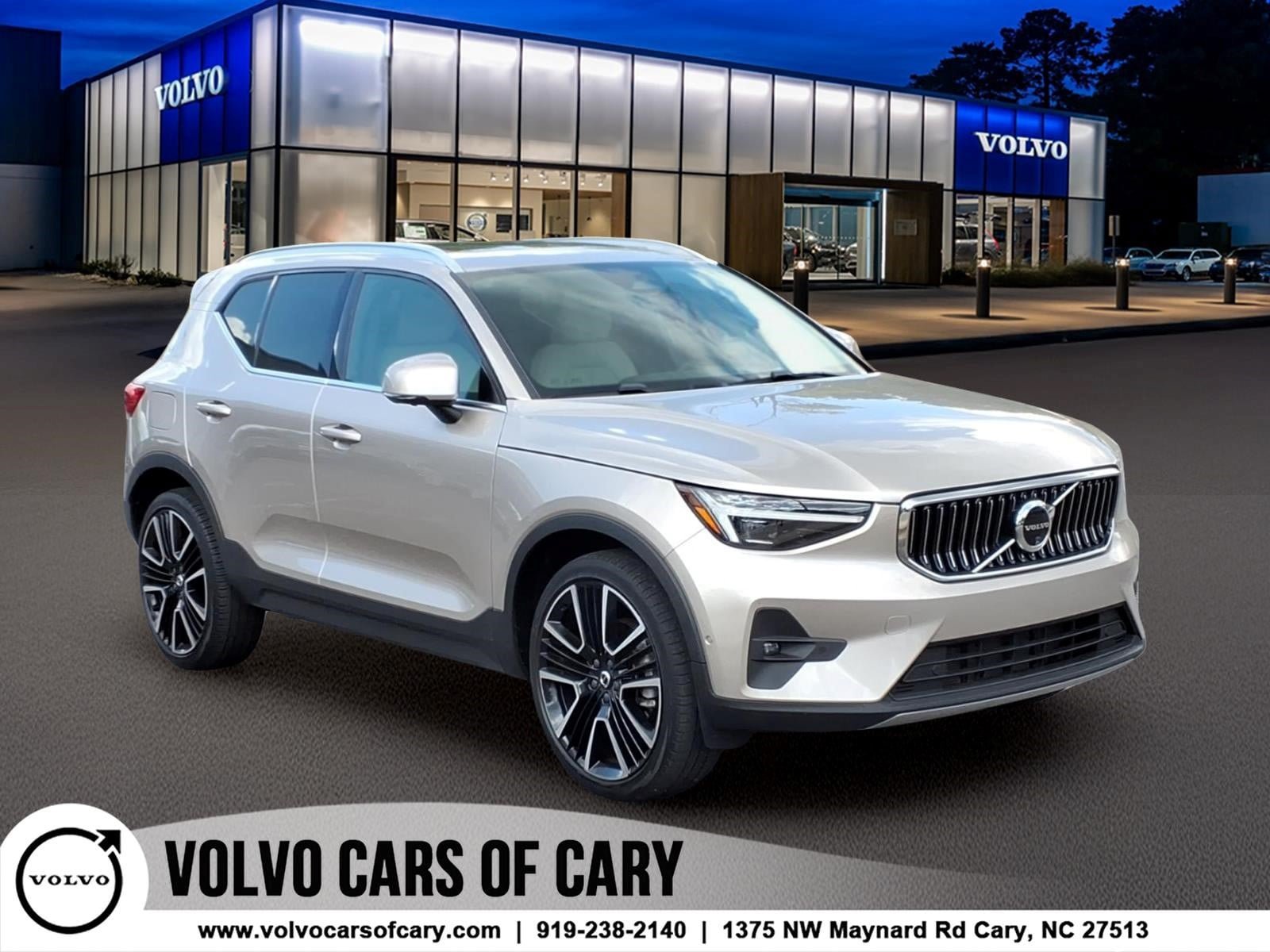 Certified 2024 Volvo XC40 B5 Ultimate w/ Protection Package Premier