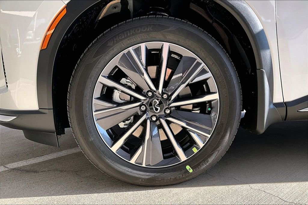 New 2026 INFINITI QX60 Luxe w/ Cargo Package FWD image 21