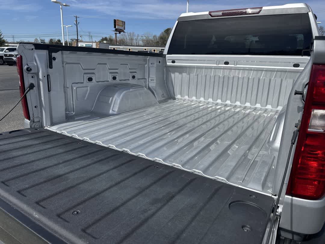 Used 2022 Chevrolet Silverado 1500 Custom image 22