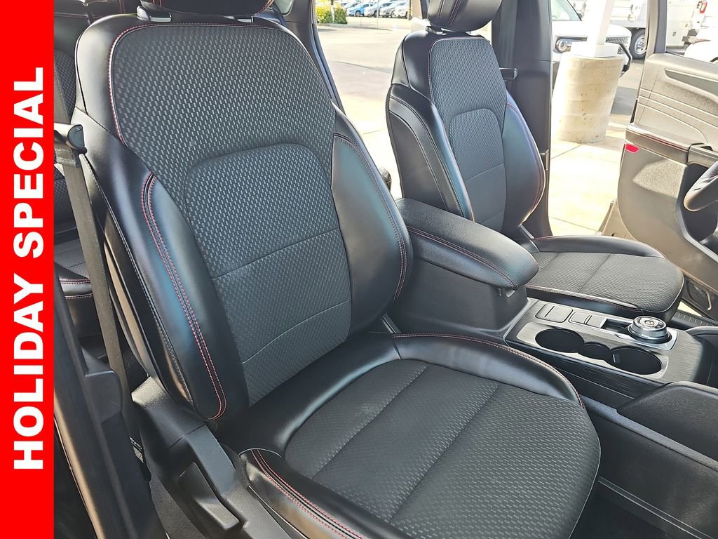Used 2023 Ford Escape ST-Line image 10