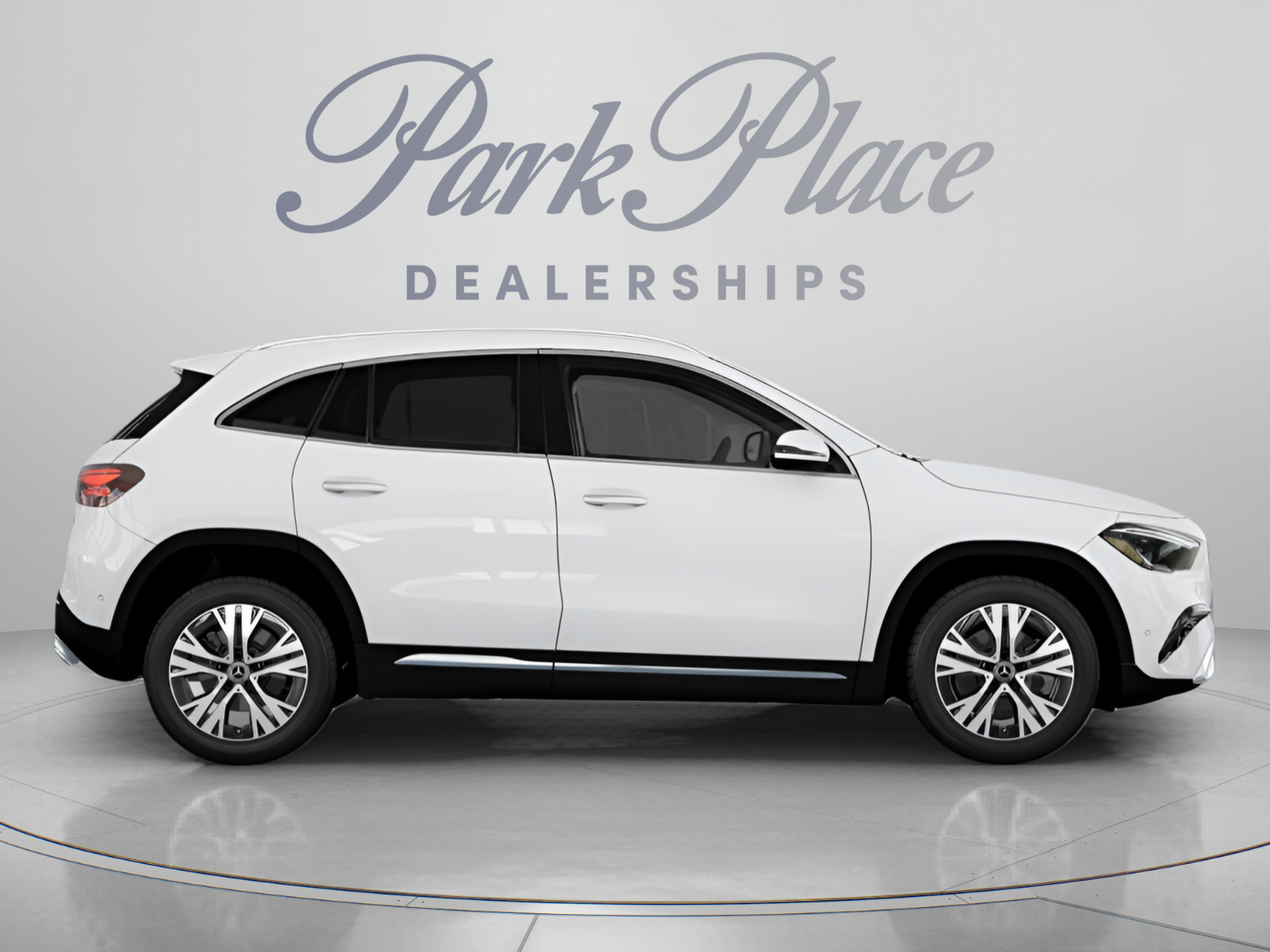 Used 2025 Mercedes-Benz GLA 250 4MATIC image 24