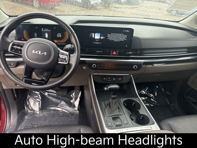 Certified 2025 Kia Carnival image 18