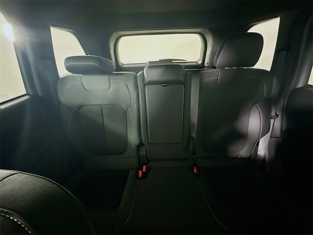 New 2025 Jeep Grand Cherokee Laredo X w/ Luxury Tech Group I image 10