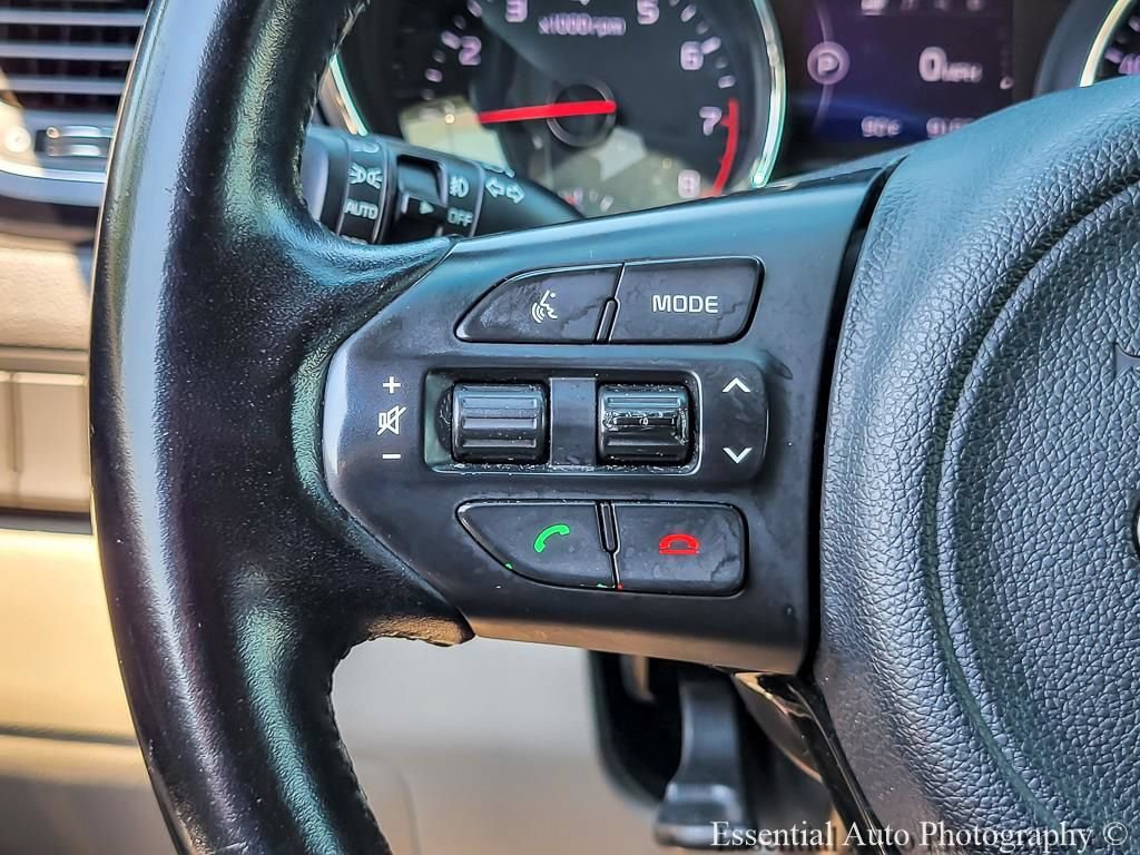 Used 2016 Kia Sedona EX FWD image 15
