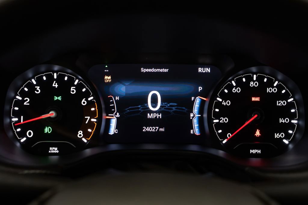 Used 2023 Jeep Compass Latitude AWD/4WD image 17
