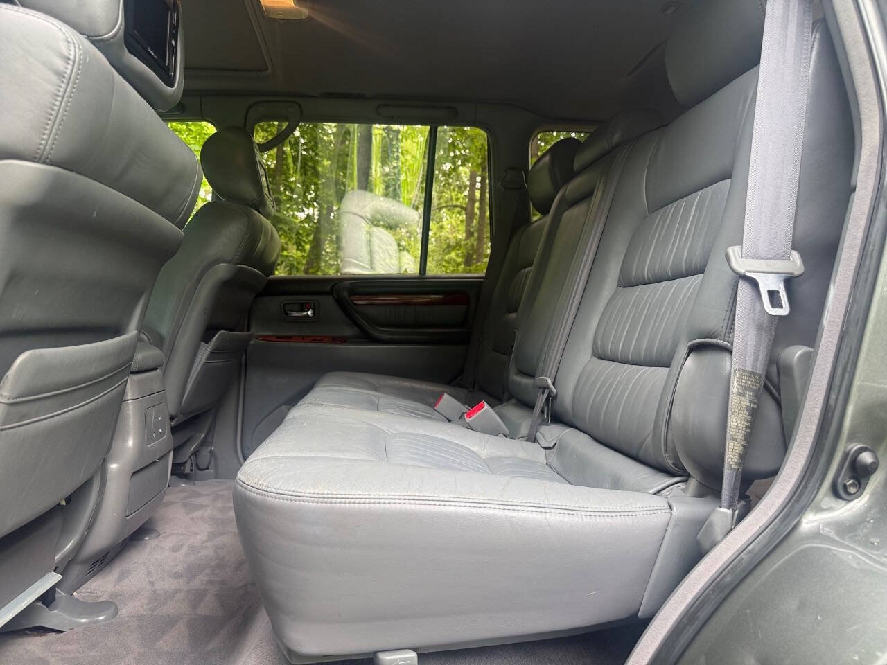 Used 2002 Lexus LX 470 4WD image 75