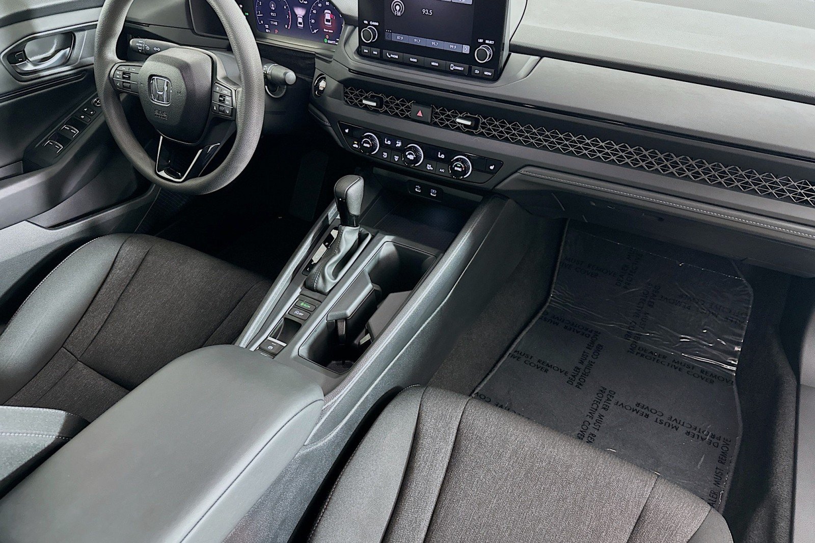 Used 2025 Honda Accord SE image 6
