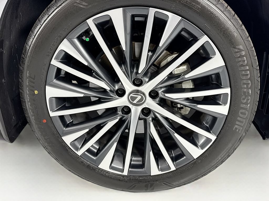 Used 2025 Lexus RX 350 Premium Plus w/ Accessory Package (Z1) FWD image 33