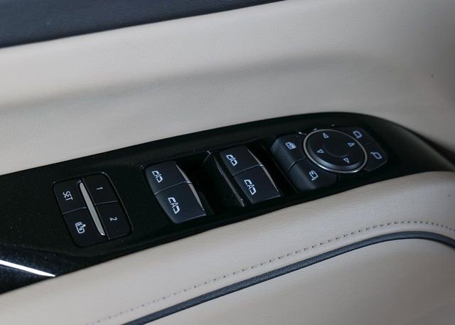 Used 2024 Cadillac Escalade Premium Luxury image 26