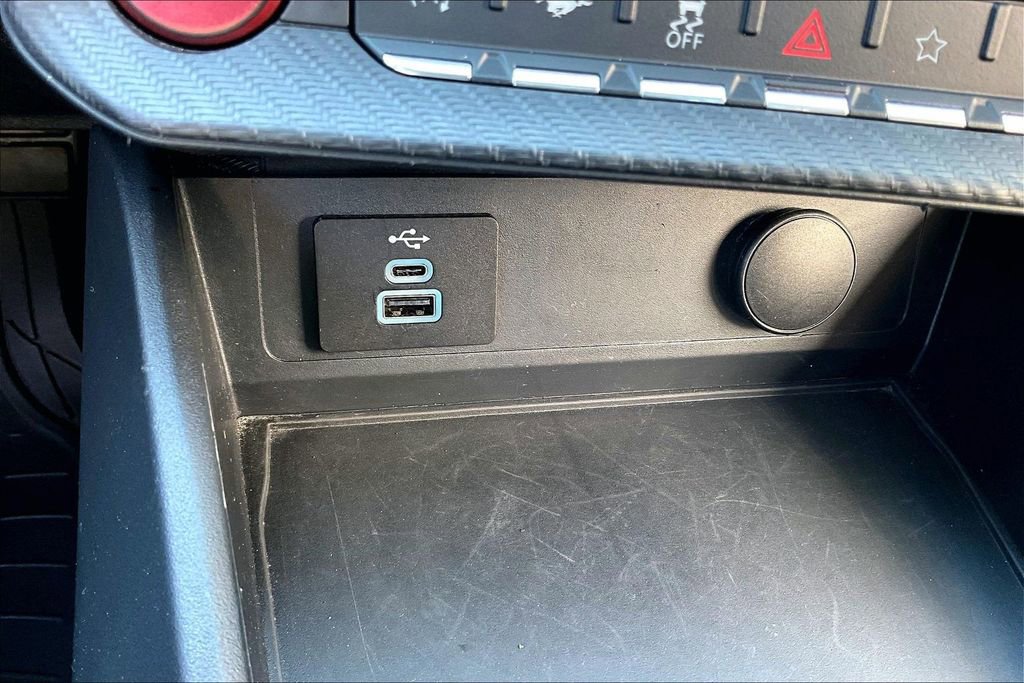 Used 2024 Ford Mustang Coupe RWD image 15