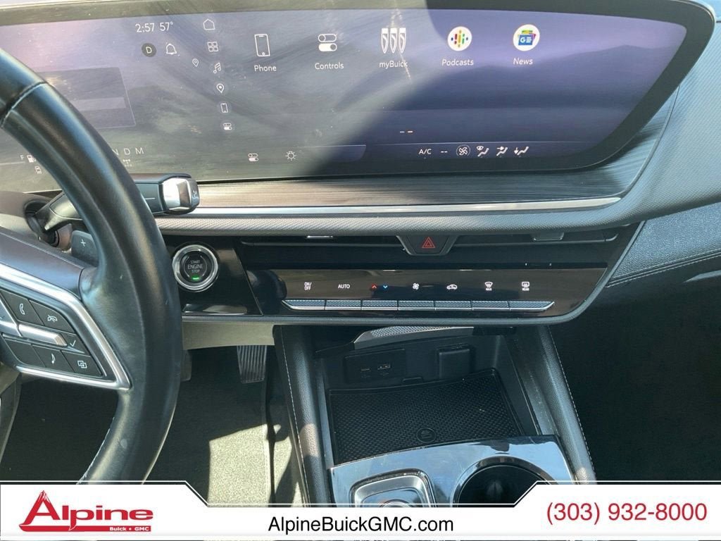 Used 2024 Buick Envision Preferred AWD/4WD image 10