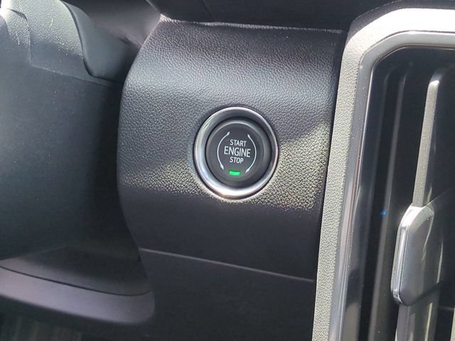 New 2026 GMC Acadia AT4 AWD/4WD image 18