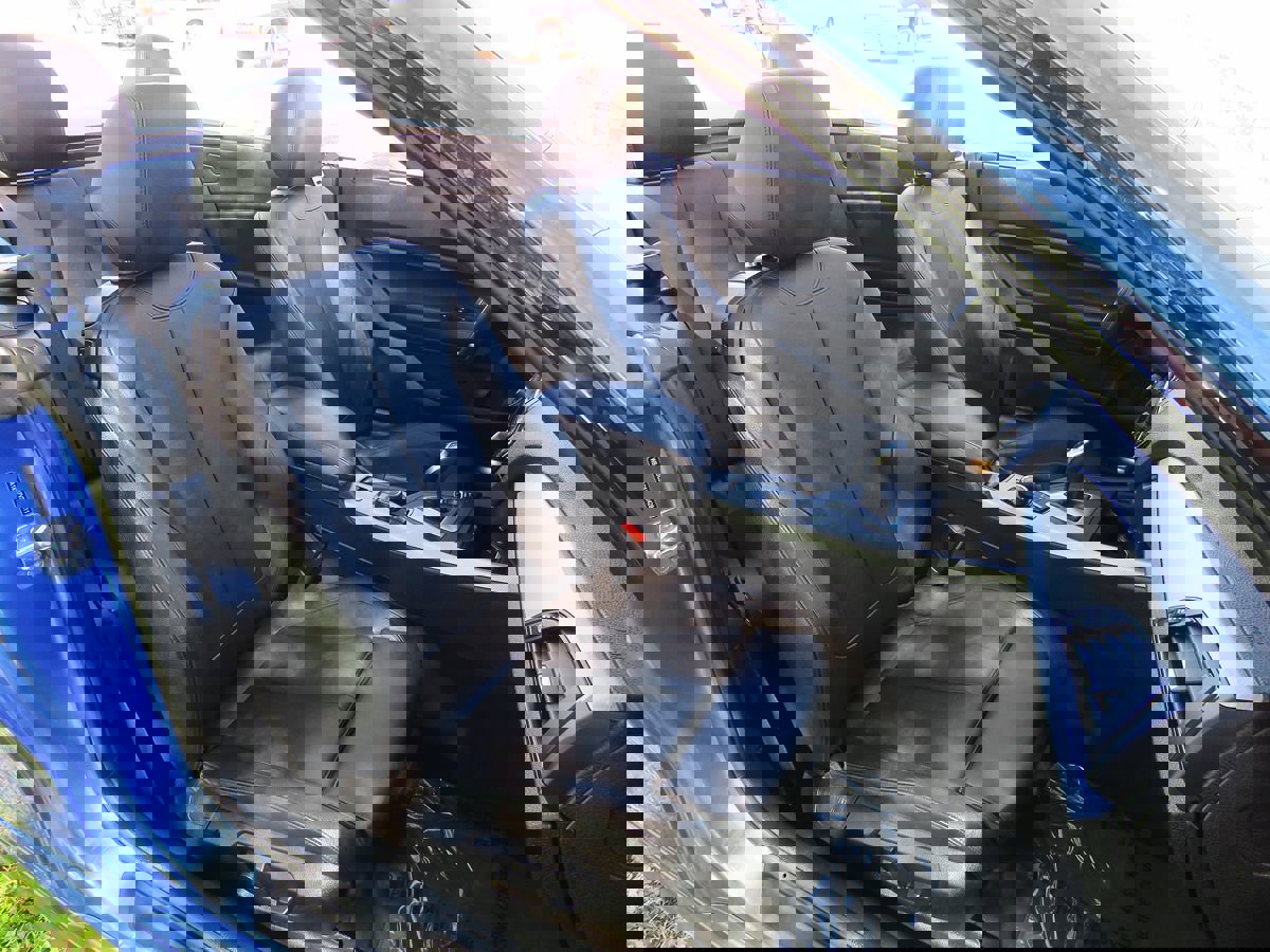 Used 2015 BMW 228i Convertible image 23