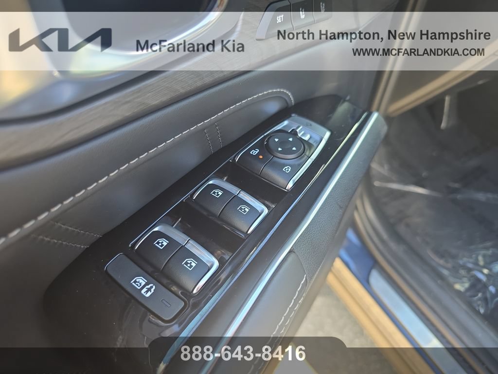 New 2025 Kia Sorento SX Prestige AWD/4WD image 12