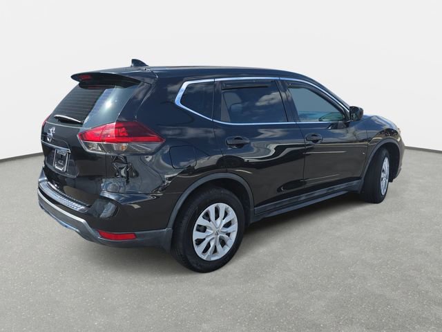 Used 2018 Nissan Rogue S image 5