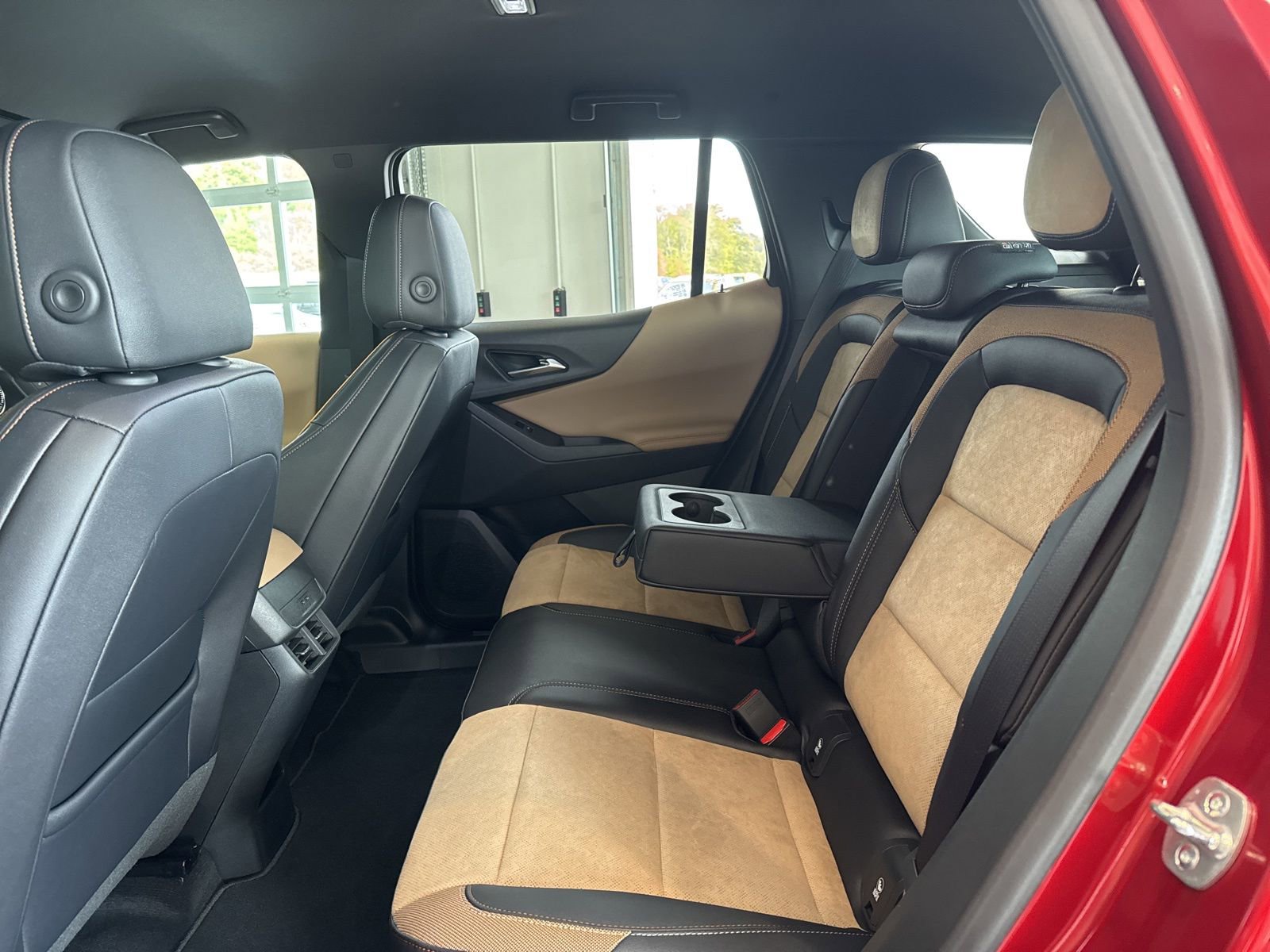 New 2026 Chevrolet Equinox ACTIV image 13