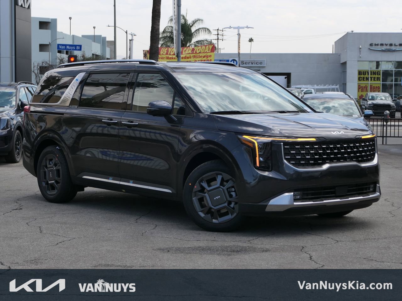 New 2026 Kia Carnival SX