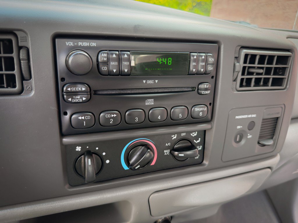 Used 2004 Ford F250 XLT AWD/4WD image 22