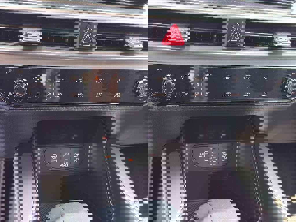 New 2026 Kia Sorento LX image 13