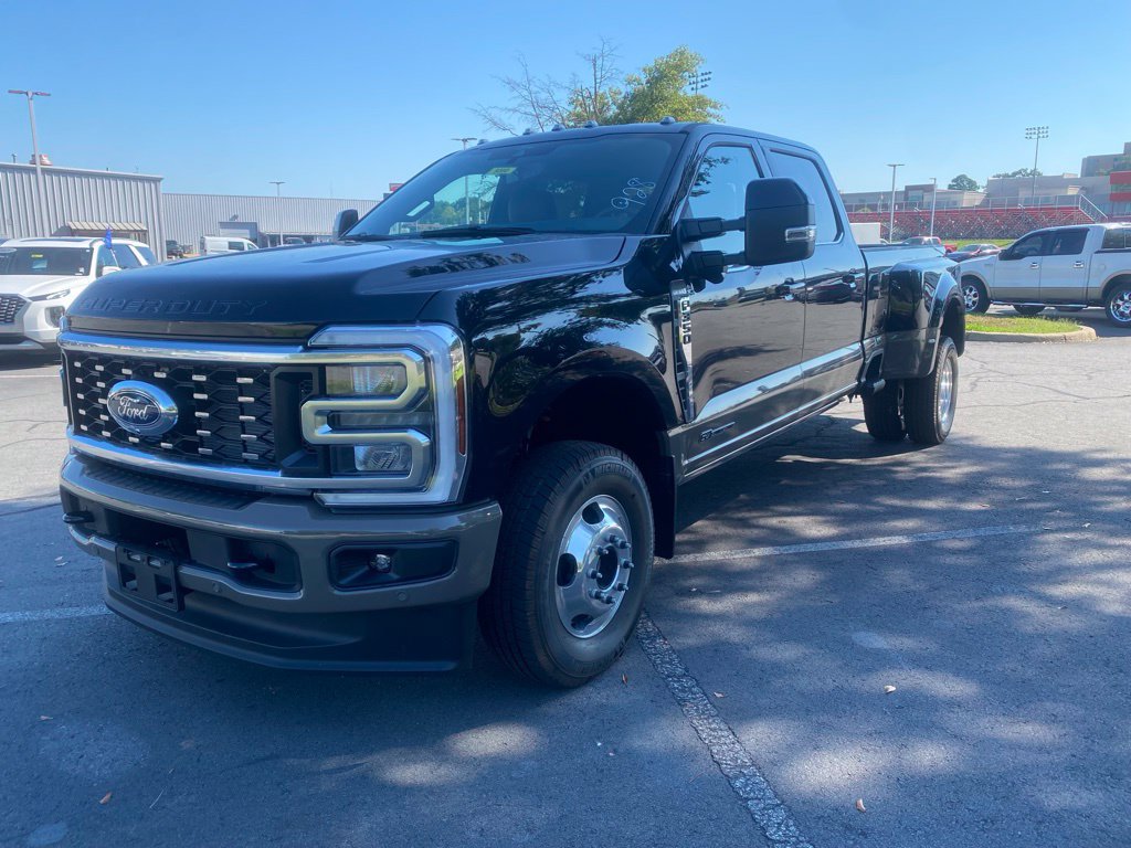 New 2026 Ford F350 King Ranch AWD/4WD image 3