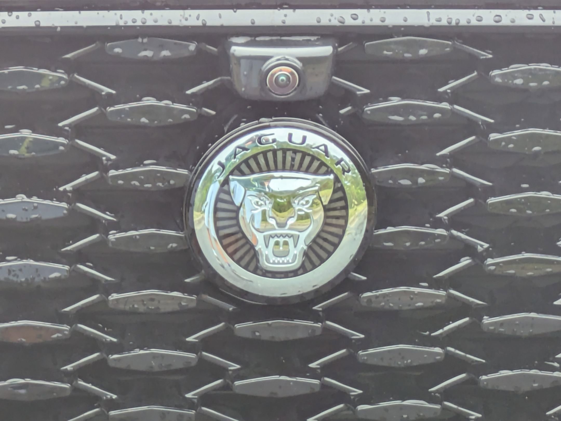 Used 2026 Jaguar F-PACE R-Dynamic S image 32