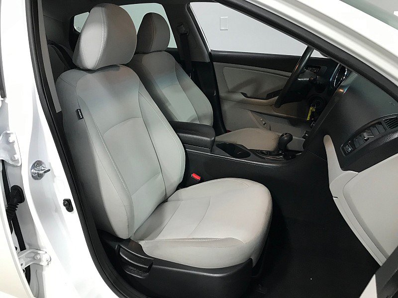 Used 2012 Kia Optima LX FWD image 14