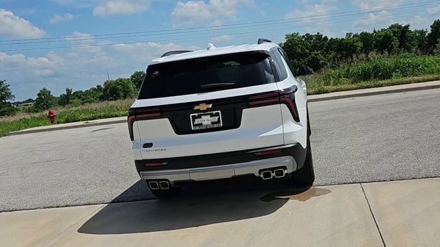 New 2026 Chevrolet Traverse LT w/ Enhanced Driving Package FWD image 8