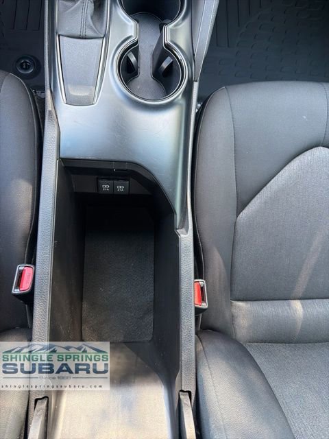Used 2020 Toyota Camry LE FWD image 33