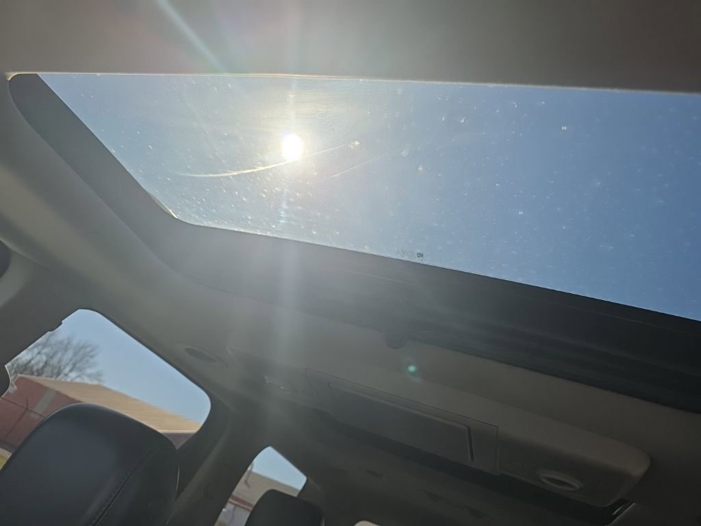 Used 2015 GMC Acadia Denali image 12