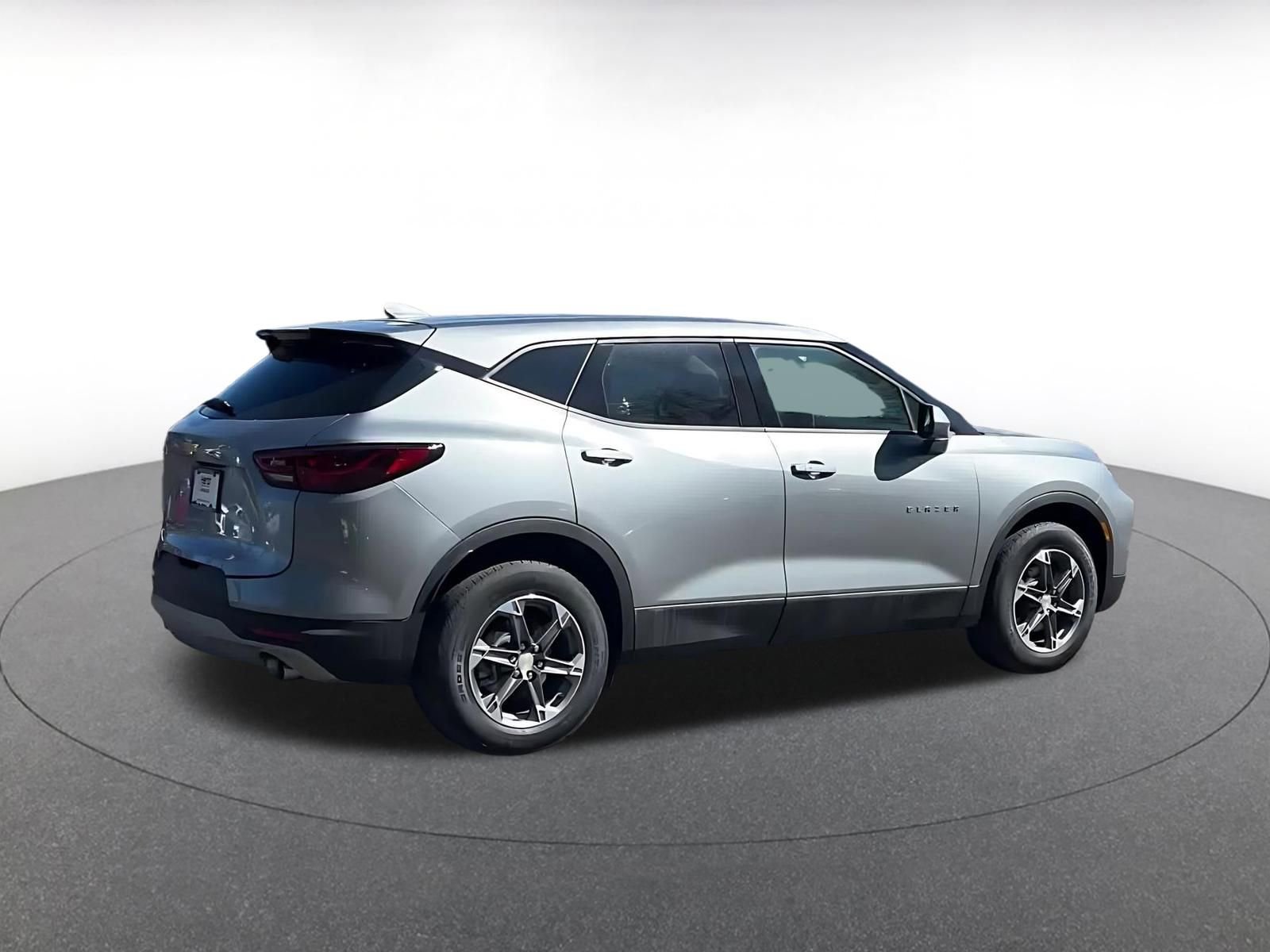 Used 2025 Chevrolet Blazer LT image 15