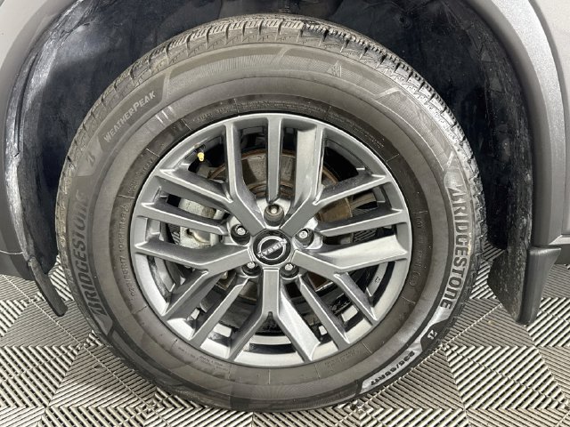 Used 2023 Nissan Rogue S FWD image 35