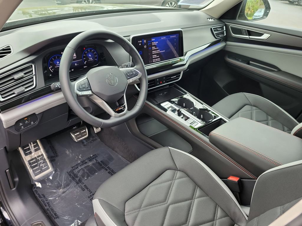 Certified 2026 Volkswagen Atlas Peak Edition AWD/4WD image 25