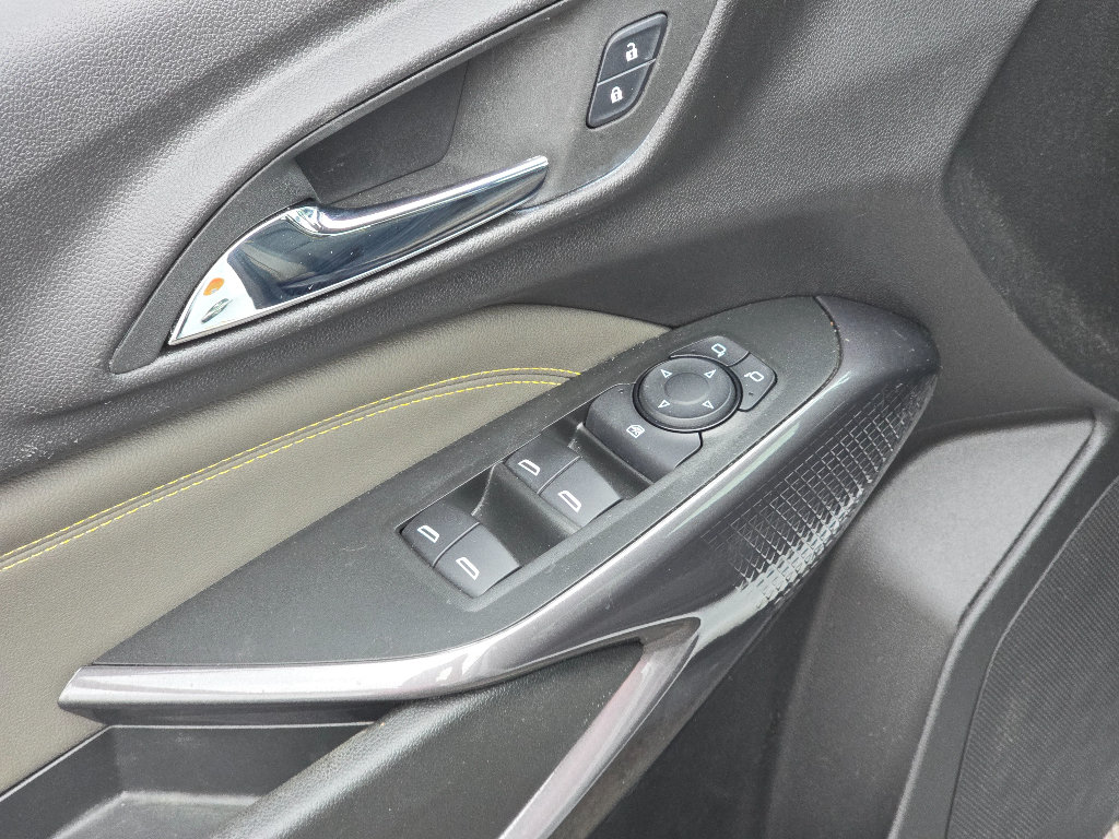 Used 2025 Chevrolet Trax ACTIV FWD image 20