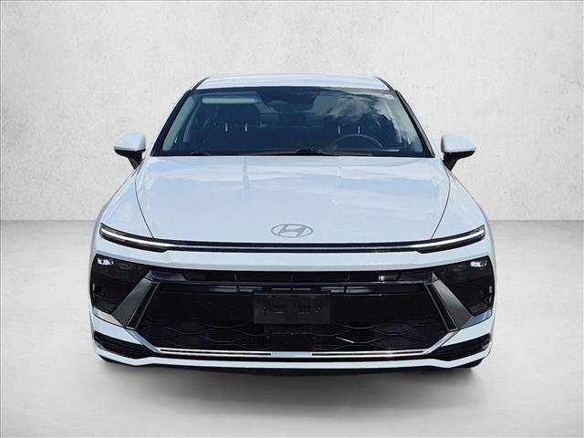 Used 2025 Hyundai Sonata SEL FWD image 2