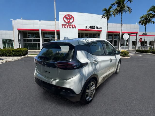Used 2023 Chevrolet Bolt LT w/ Driver Confidence Package FWD image 9
