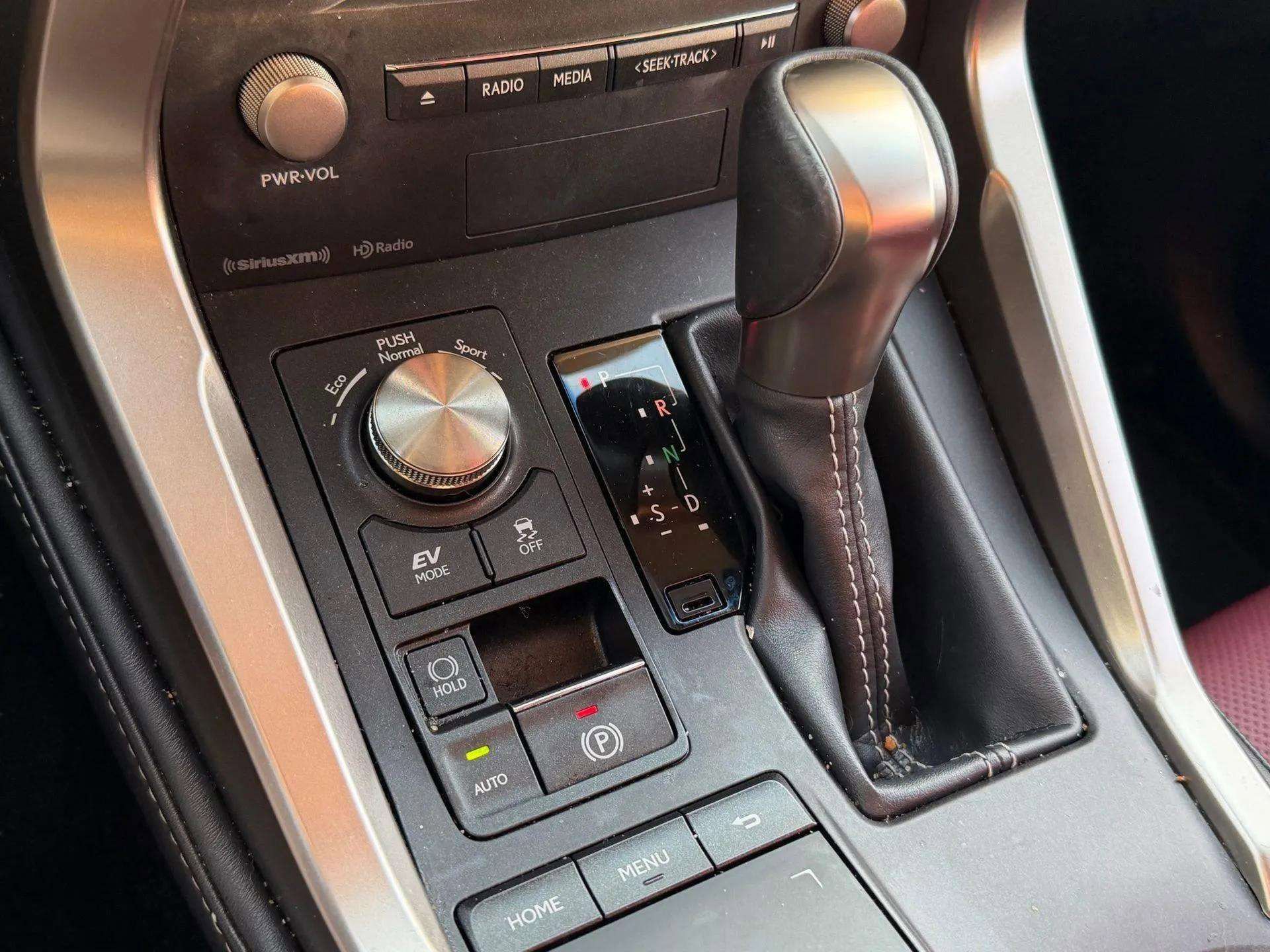 Used 2019 Lexus NX 300h AWD image 31