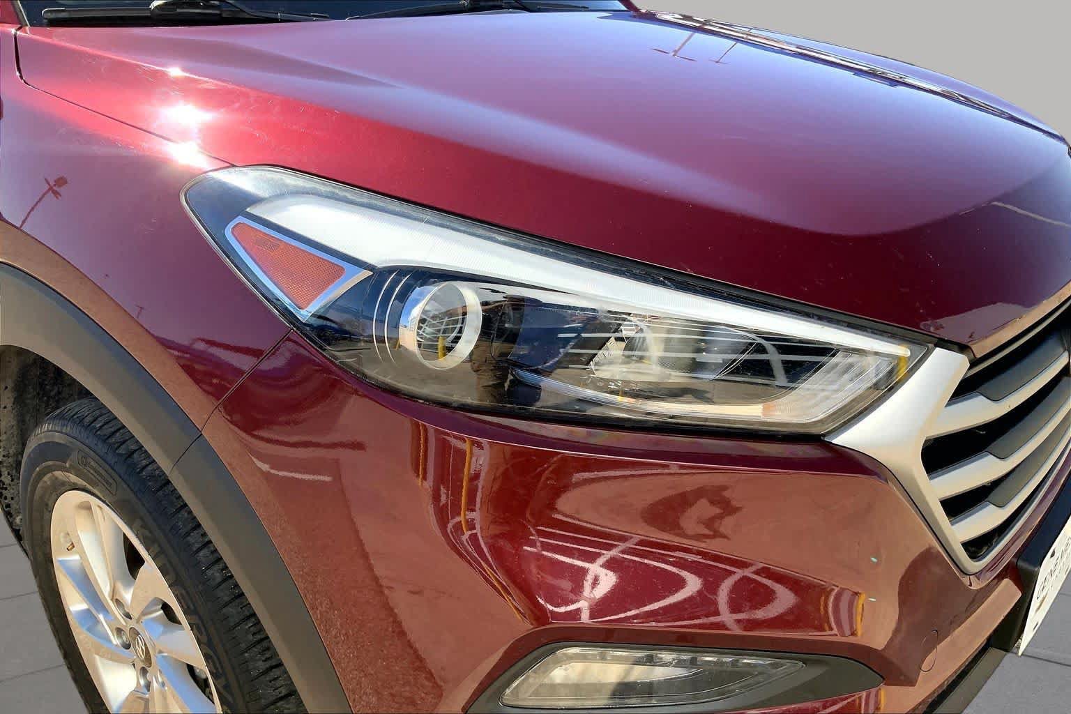 Used 2017 Hyundai Tucson SE w/ SE Popular Package 02 FWD image 28