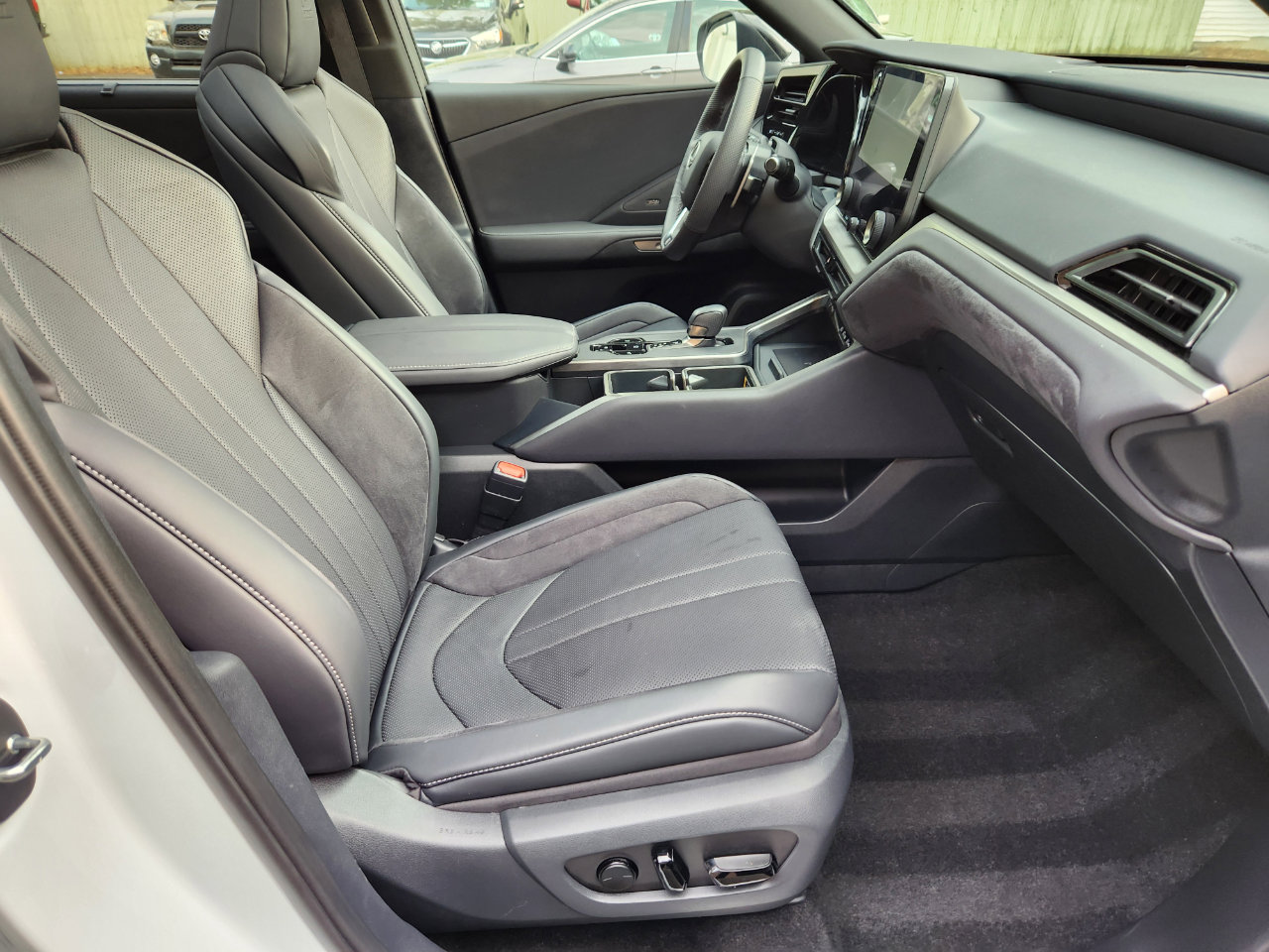 Used 2024 Lexus TX 500h AWD image 15