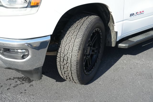 Used 2021 RAM 1500 4x4 Crew Cab image 13
