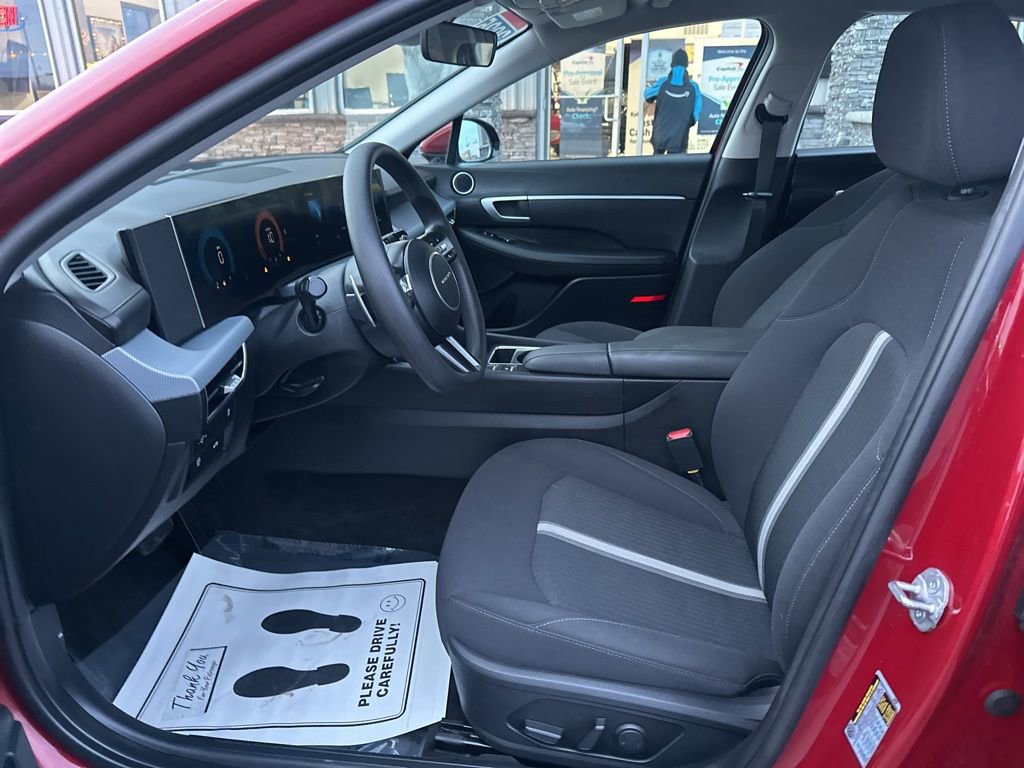 Used 2025 Hyundai Sonata SEL image 12