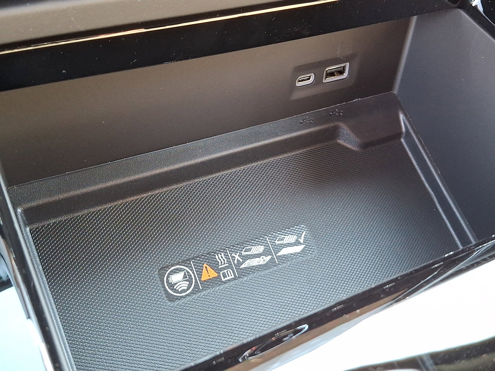 New 2026 GMC Yukon Elevation w/ LPO, Floor Liner Package image 20