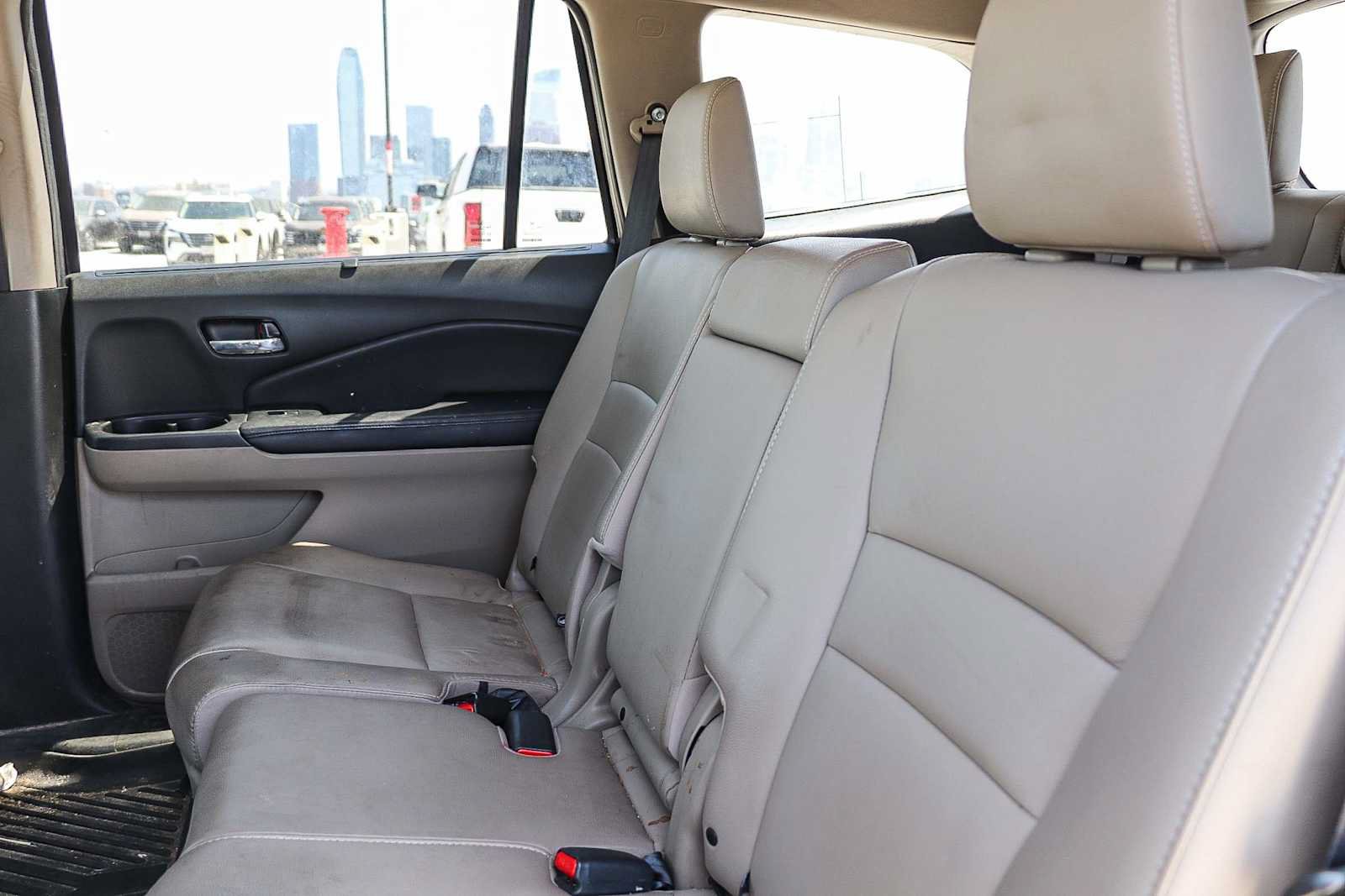 Used 2017 Honda Pilot Touring image 14